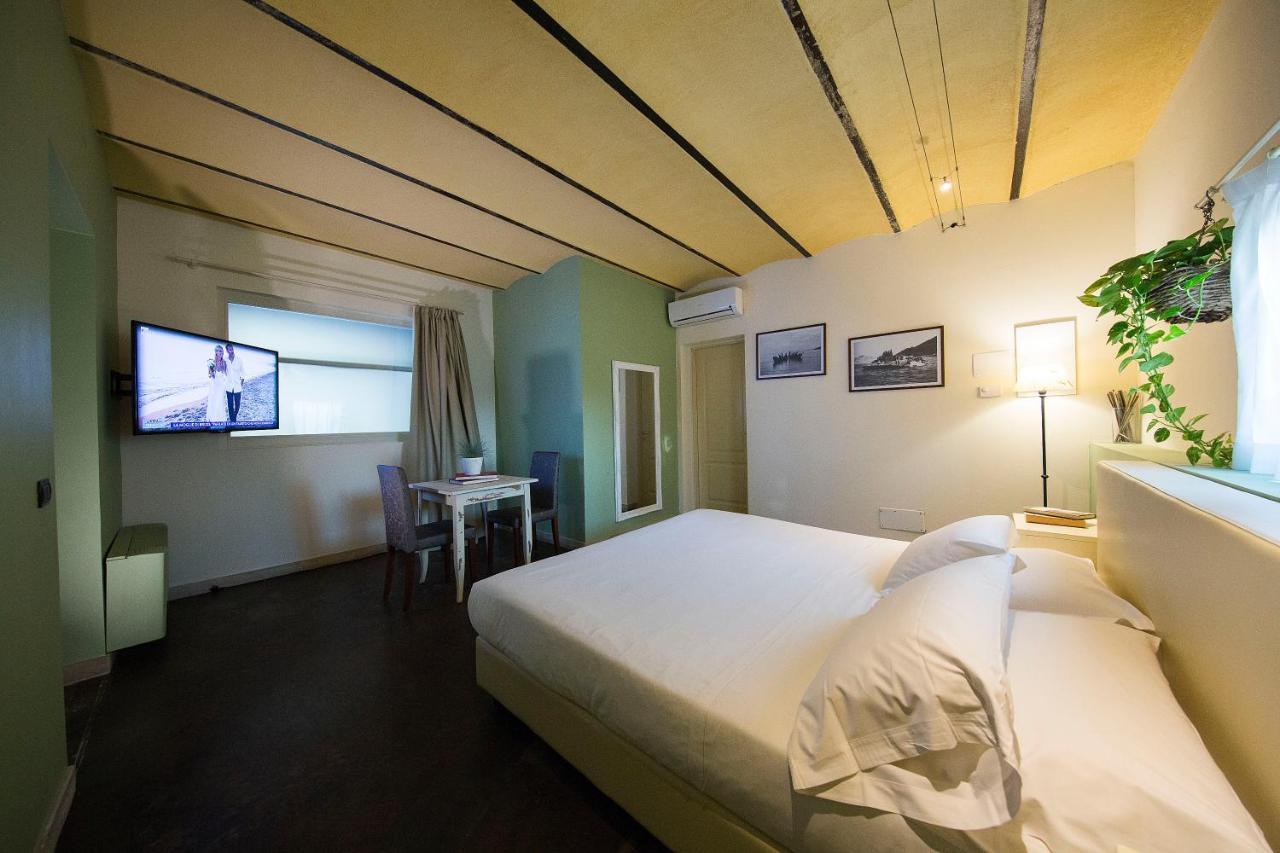 La Boheme Chambres ลาซีเซ ภายนอก รูปภาพ