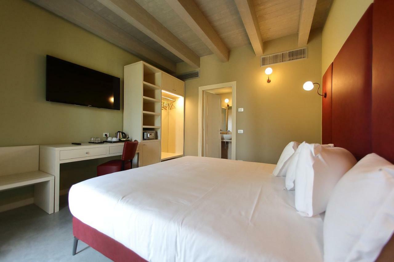 La Boheme Chambres ลาซีเซ ภายนอก รูปภาพ